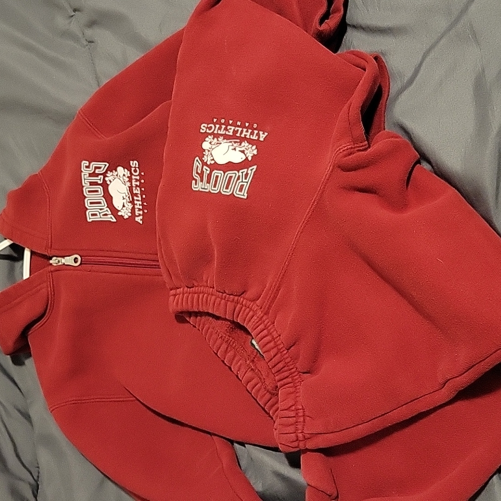Roots 4t tracksuit